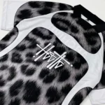 HECTIC - Oversized Jersey Vintage - Hitam - Leopard - Gambar 3